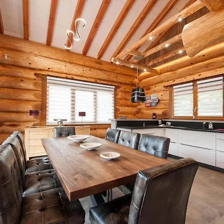Chalet Chalet De L'ours Canadien
